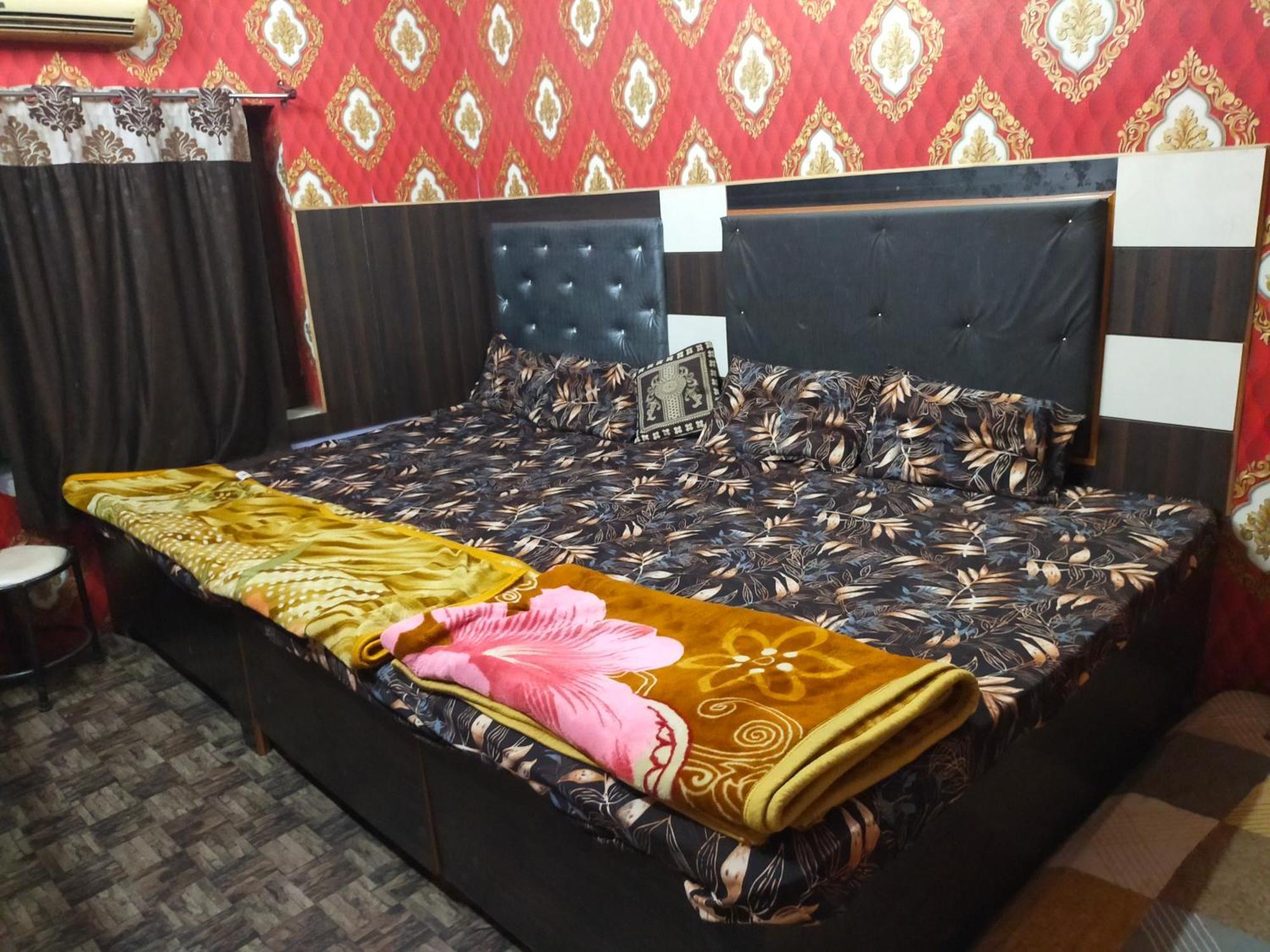 Maa Vaishno Guest House Varanasi Exterior foto